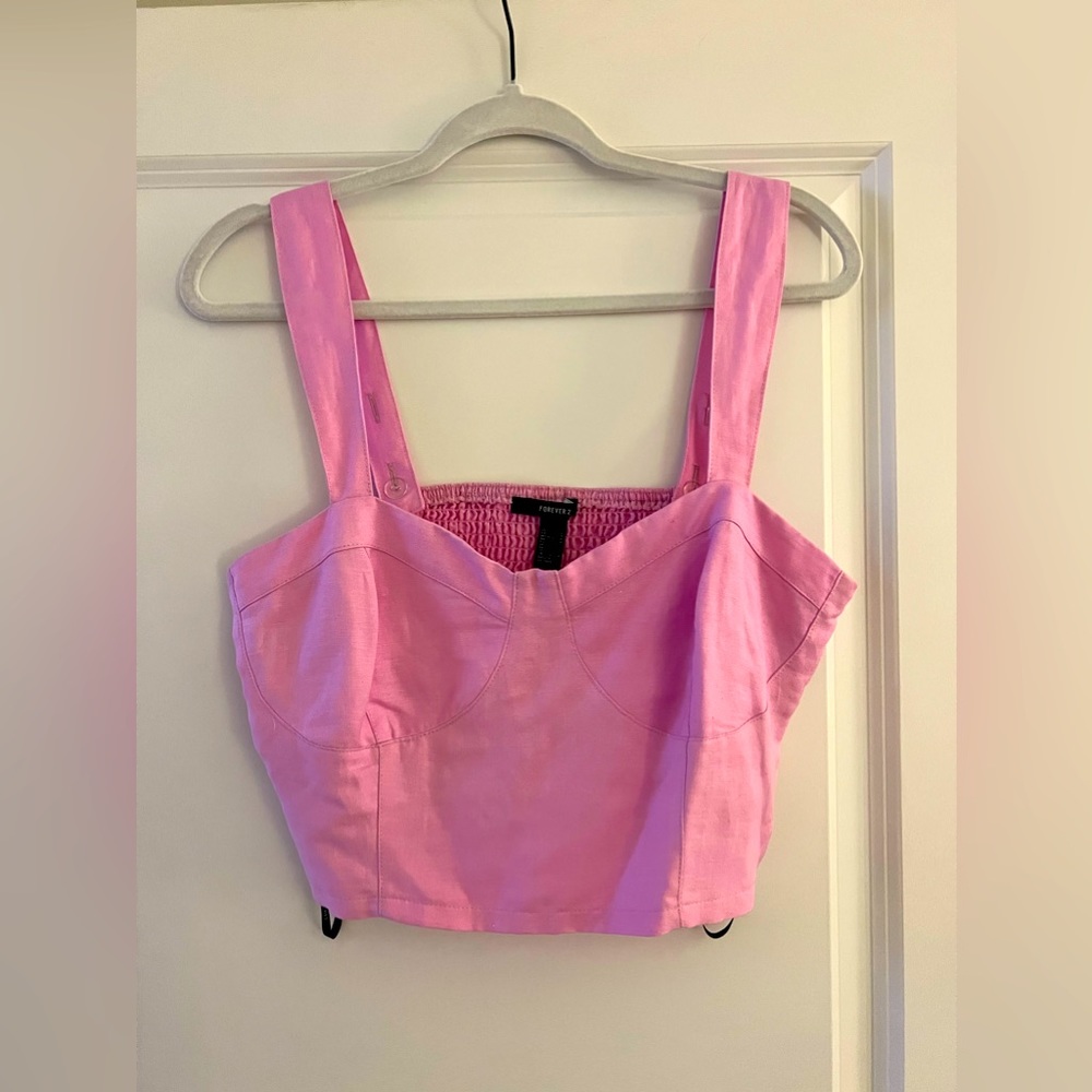 pink crop top